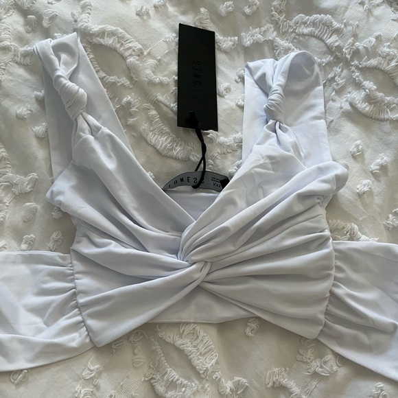 Princess Polly Tops - Princess Polly White Twist Front Crop Top